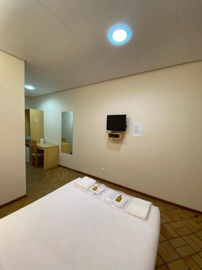 Hotel Tropeiro Da Lapa Lapa  Eksteriør bilde