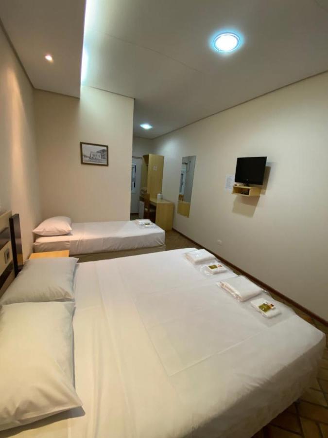 Hotel Tropeiro Da Lapa Lapa  Eksteriør bilde