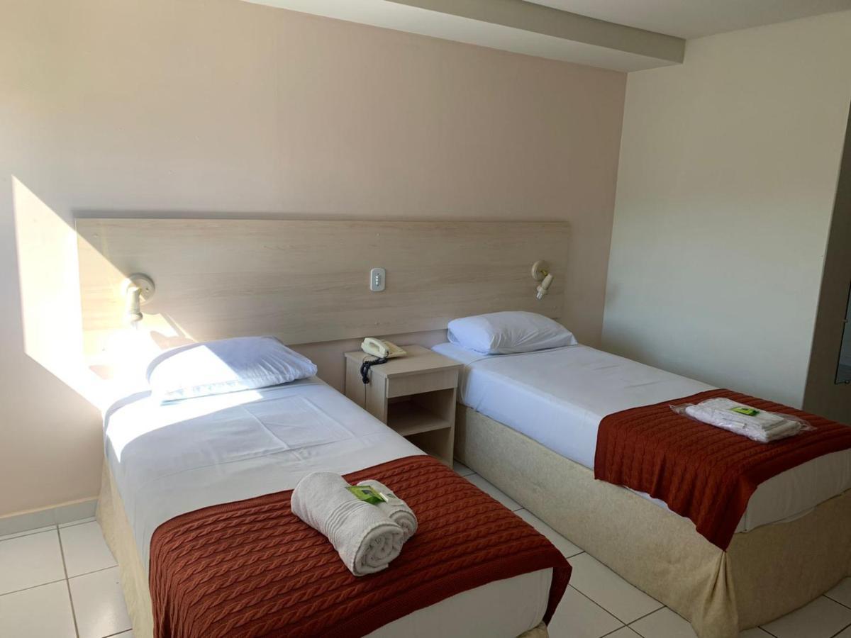 Hotel Tropeiro Da Lapa Lapa  Eksteriør bilde